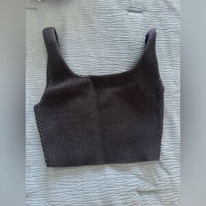 Aritzia Babaton Crop Top